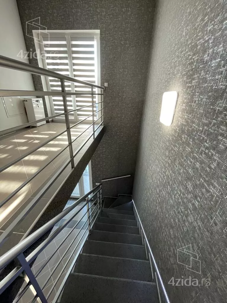 6-etažna kuća | 4zida