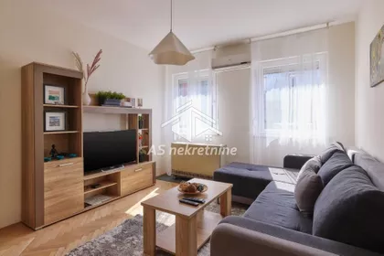 Palata Pravde | 4zida.rs