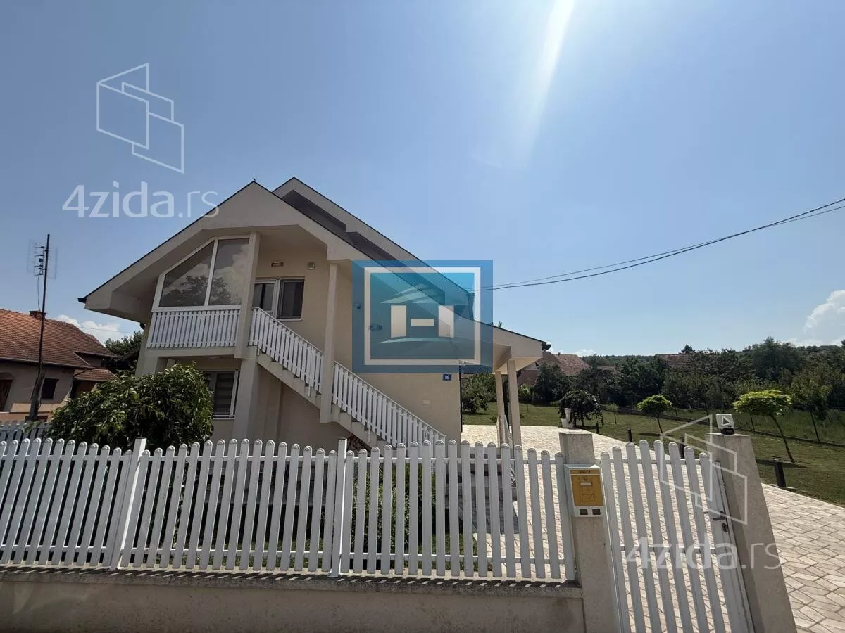 Kuća | 4zida
