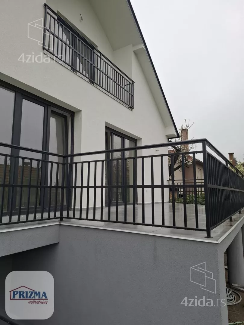 Kuća | 4zida