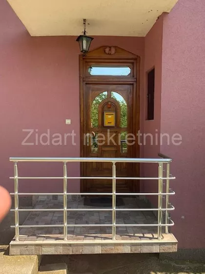 Trstenska | 4zida.rs