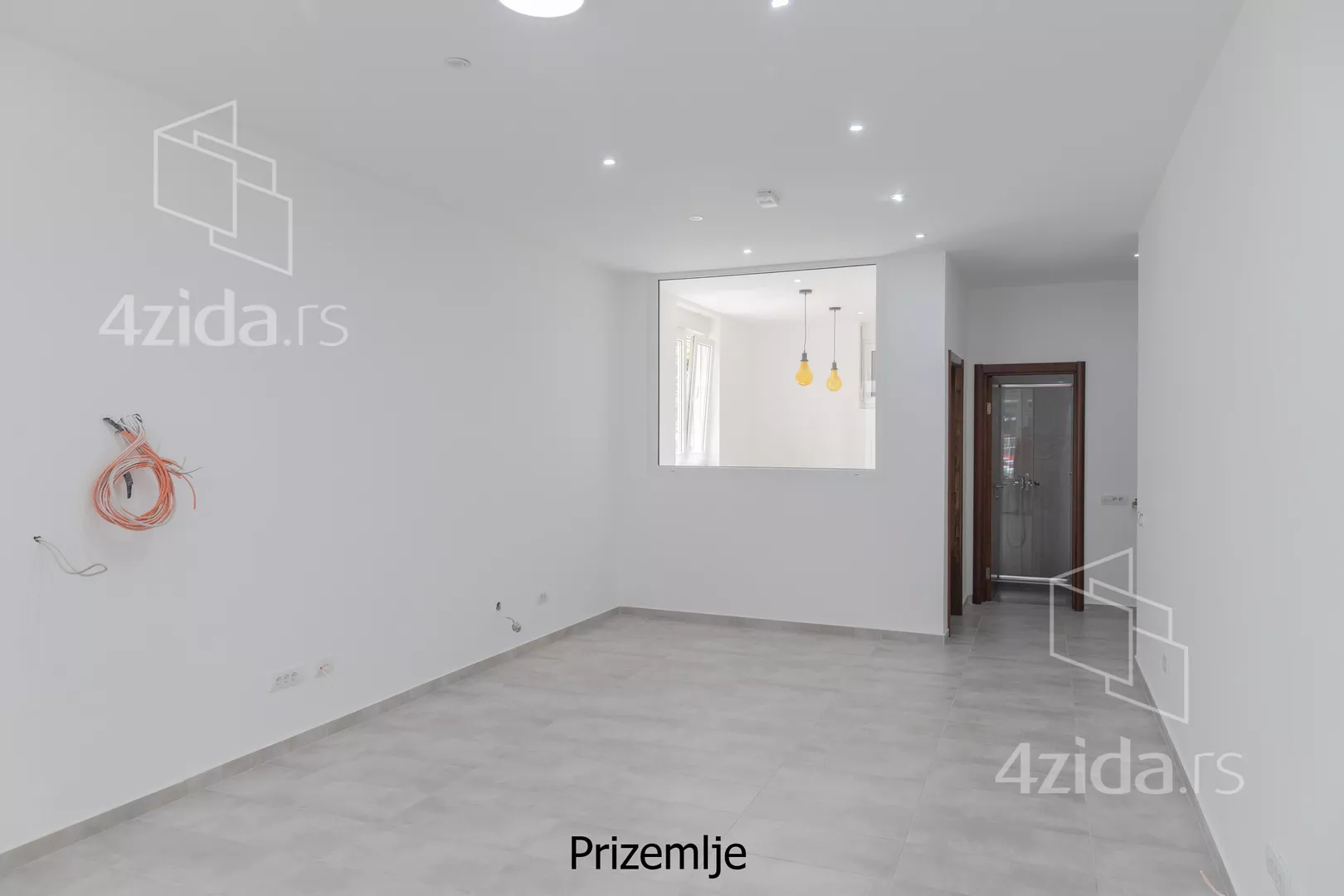 Poslovni prostor | 4zida