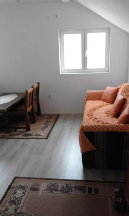 Novobeogradskih Graditelja 20 | 4zida.rs