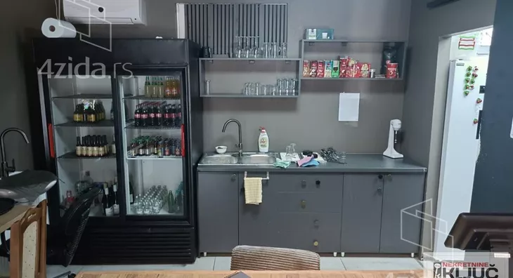 Ugostiteljski objekat | 4zida