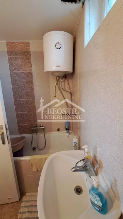 Vrčin | 4zida.rs