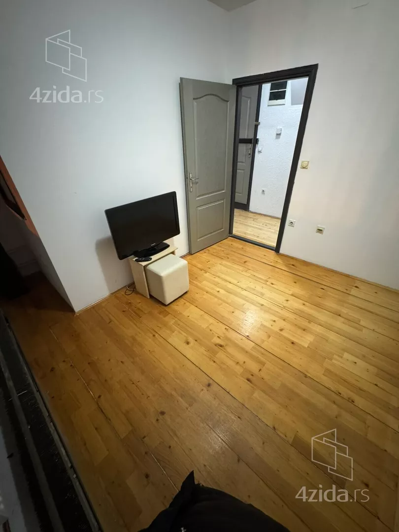 Osmosoban stan | 4zida