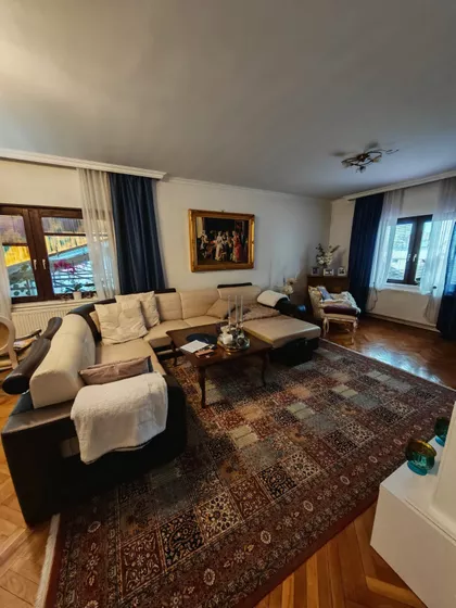 Gradske lokacije | 4zida.rs