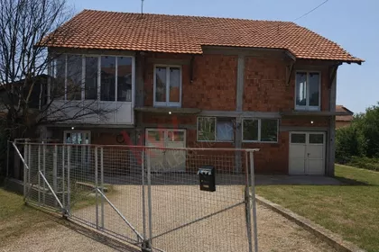 Dragačevska | 4zida.rs