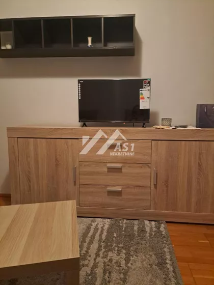 Braće Ribnikar | 4zida.rs