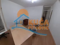 Lokal | 4zida