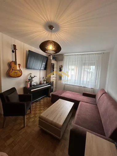 Adamovićevo Naselje