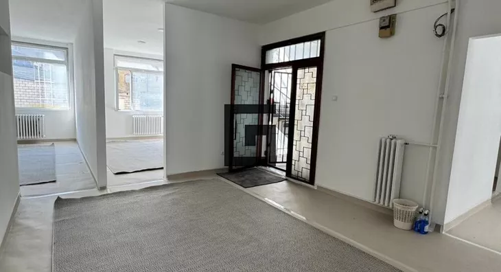 Šestosoban stan | 4zida