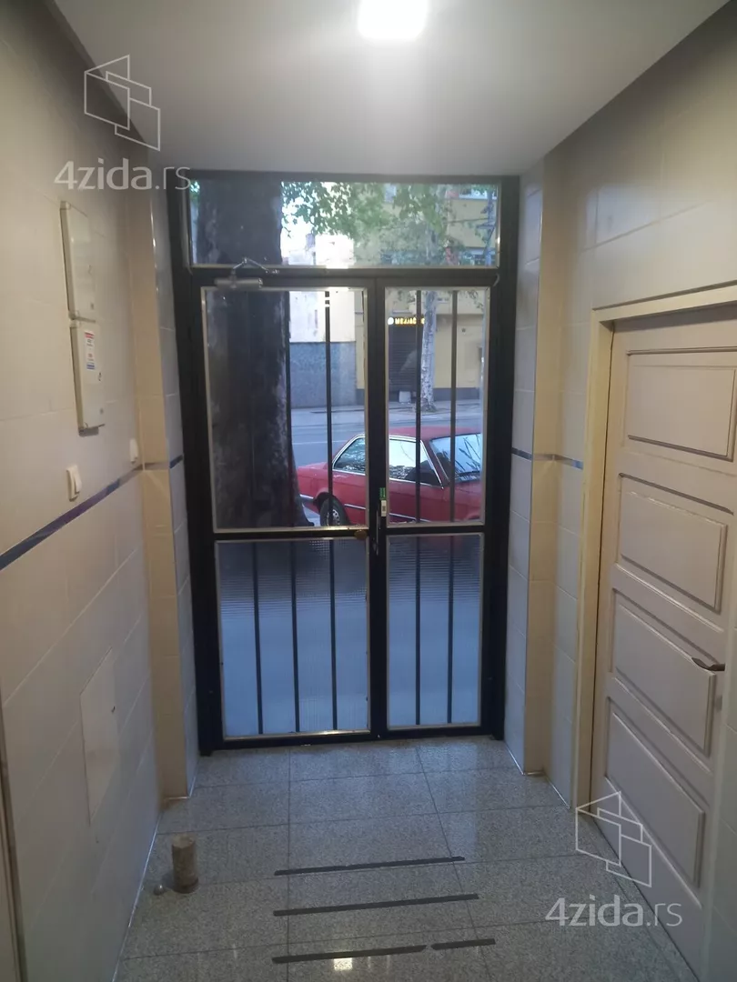 Garsonjera | 4zida