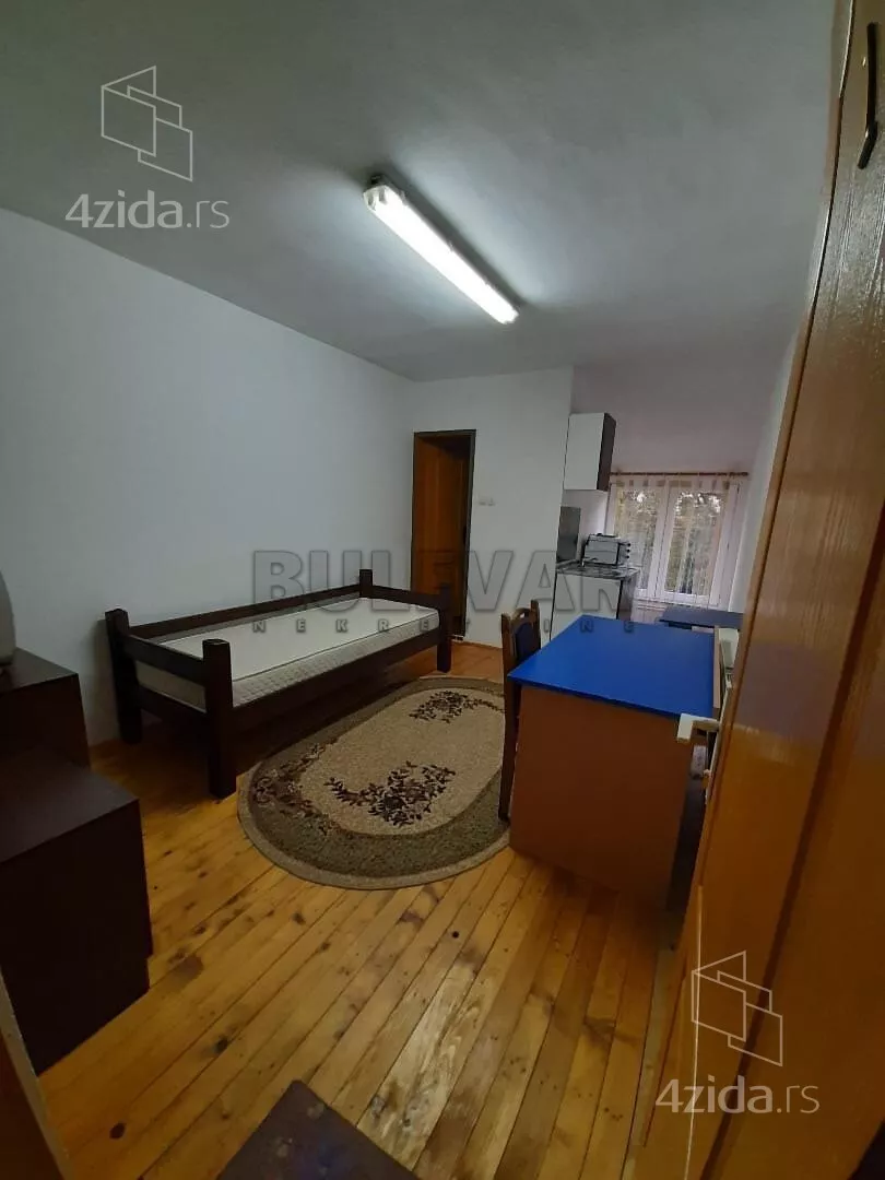 Garsonjera | 4zida