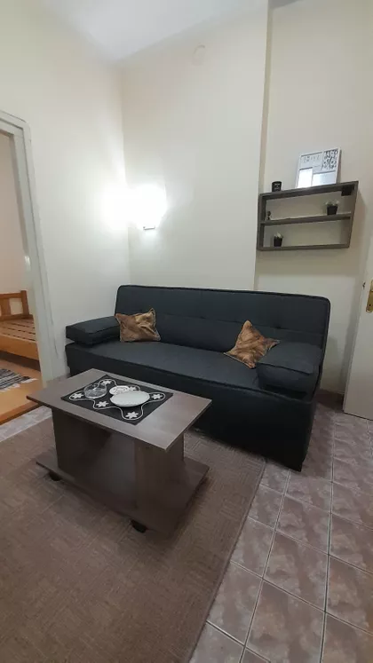 Petra Drapšina | 4zida.rs