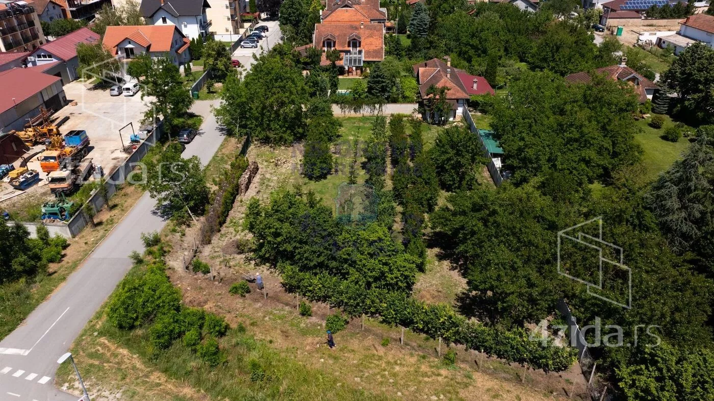 Građevinsko zemljište | 4zida