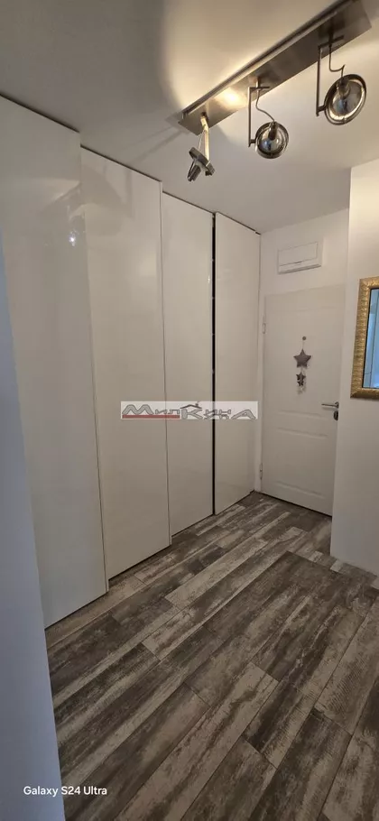Denkova Bašta | 4zida.rs