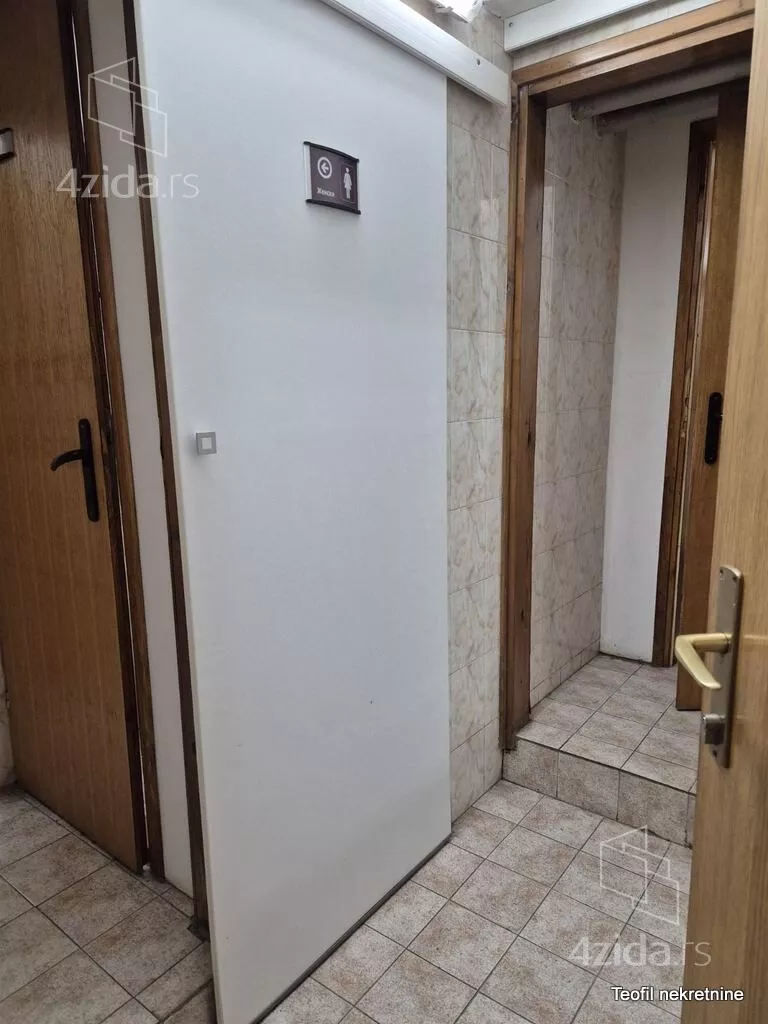 Poslovni prostor | 4zida