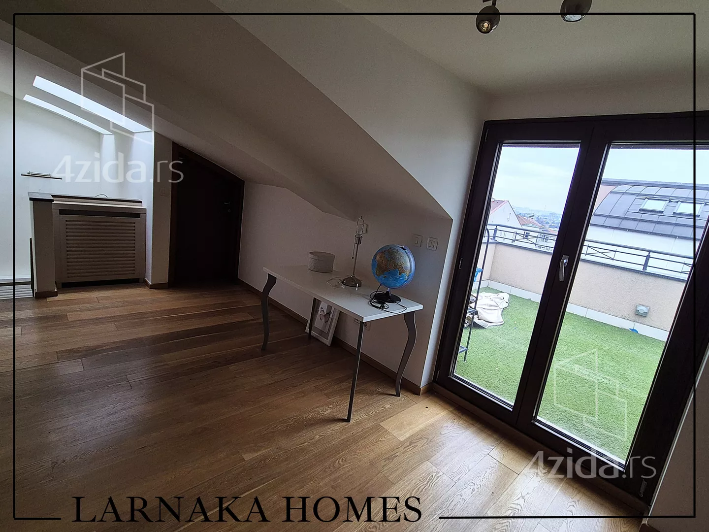 Petosoban stan | 4zida