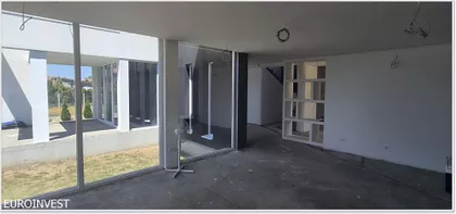 Sremska | 4zida.rs