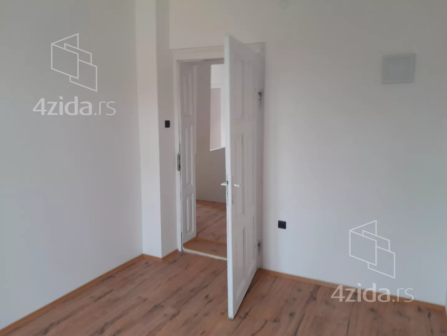 Kancelarija | 4zida