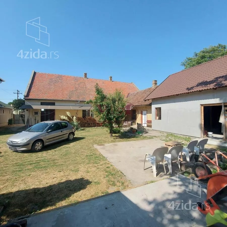 Kuća | 4zida