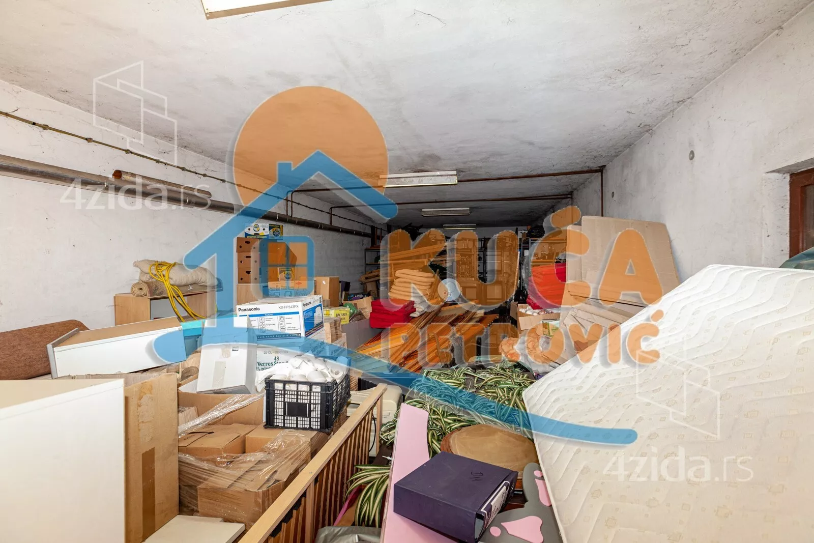 Lokal | 4zida