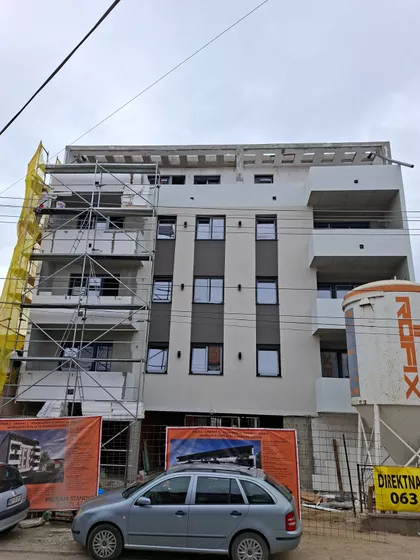 Vojvođanska 12 | 4zida.rs