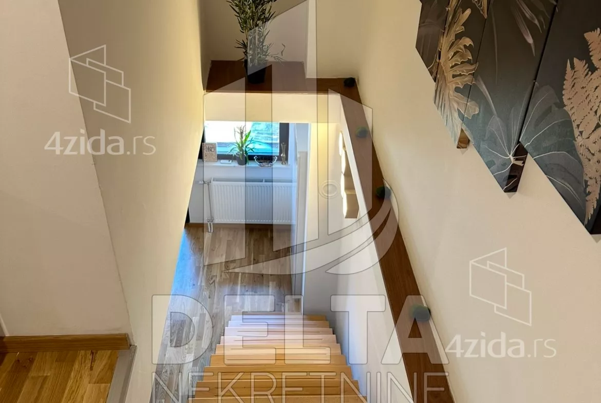 Fotografija stana 15 od 21