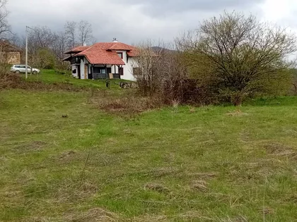 Braće Karaulić Bb | 4zida.rs