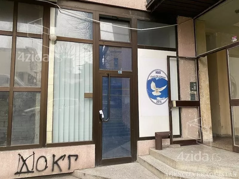 Poslovni prostor | 4zida