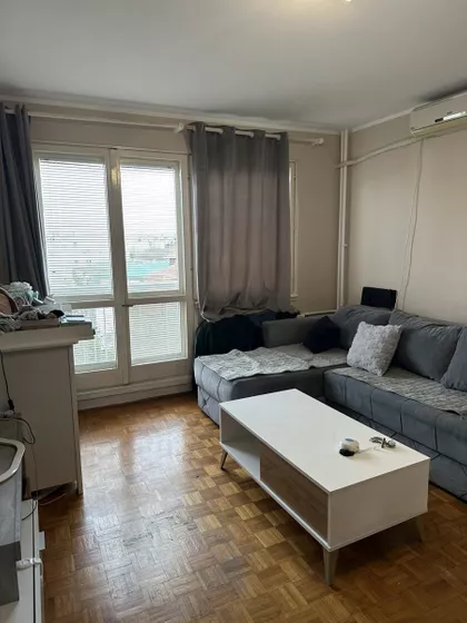 Kraljevačka | 4zida.rs