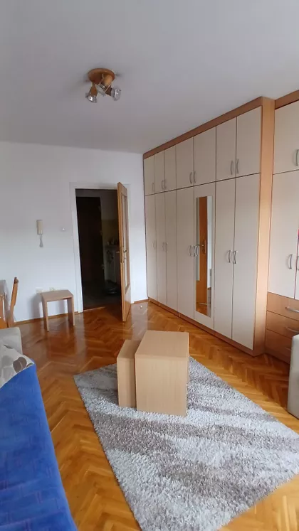 Braće Ribnikar | 4zida.rs