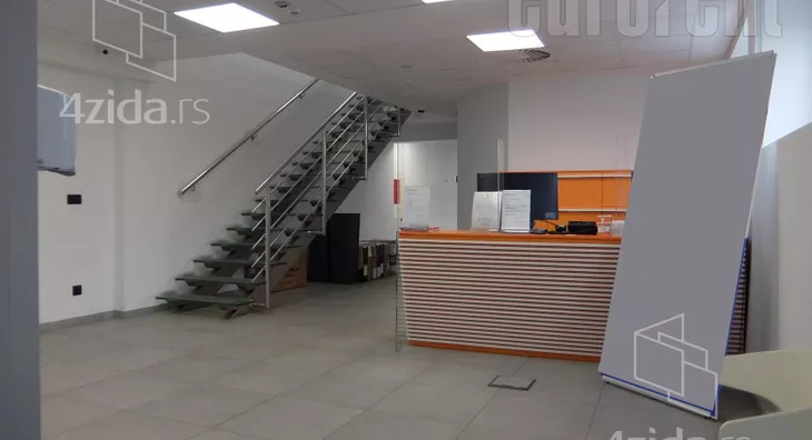 Poslovni prostor | 4zida