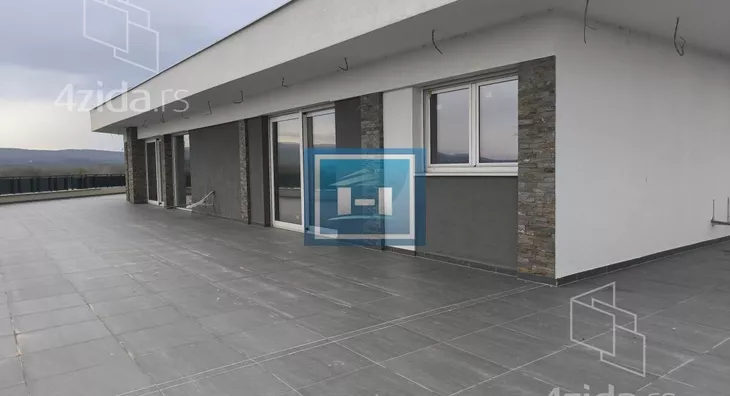 Petosoban stan | 4zida