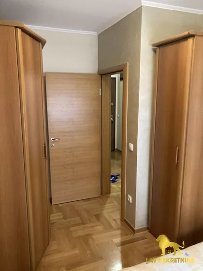 AUGUSTA CESARCA | 4zida.rs