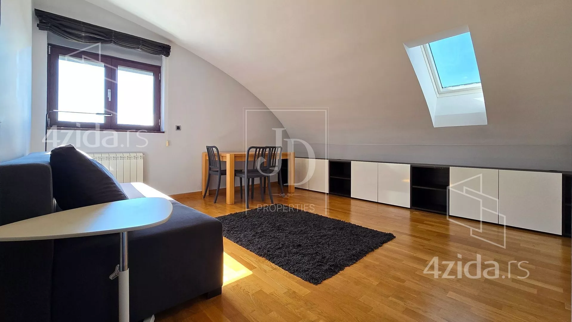 Petosoban stan | 4zida