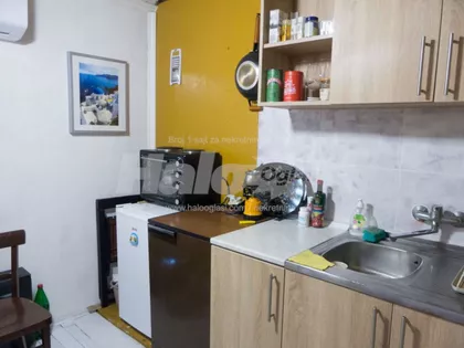 Patrisa Lumumbe 32 | 4zida.rs