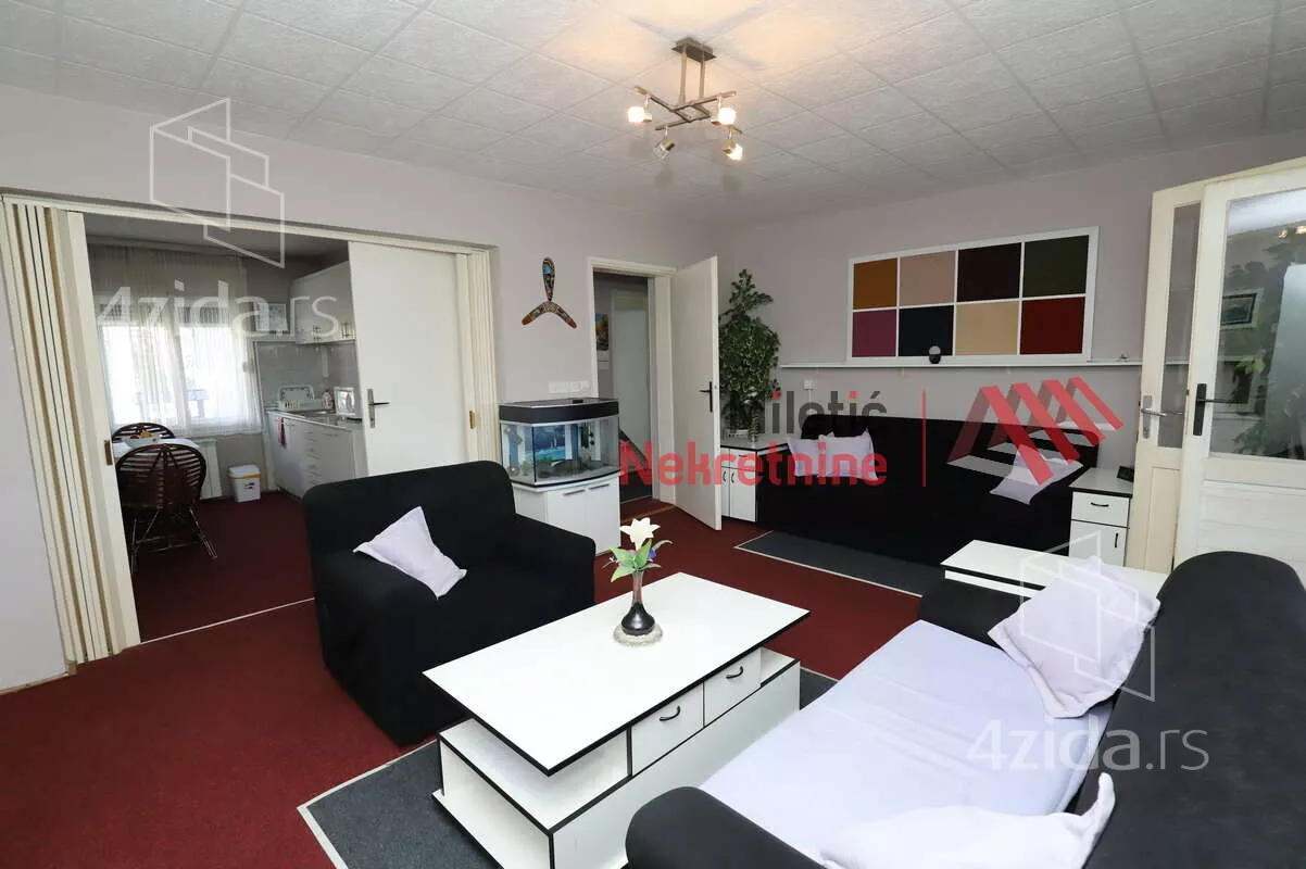 3-etažna kuća | 4zida