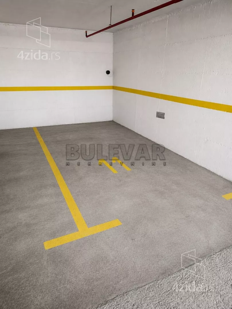 Garaža | 4zida