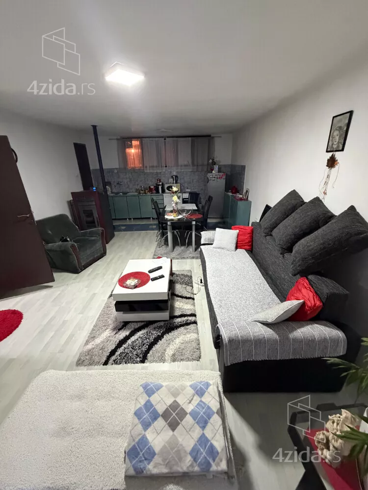 3-etažna kuća | 4zida