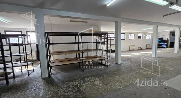 Poslovni prostor | 4zida
