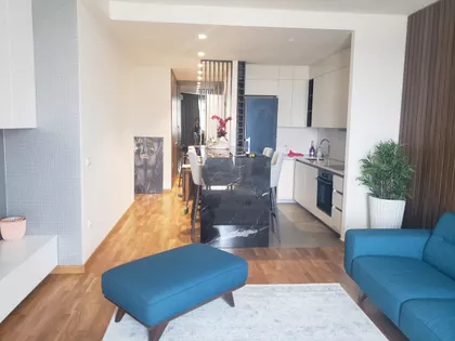 Bulevar Vudroa Vilsona bb | 4zida.rs