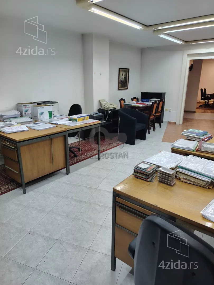 Poslovni prostor | 4zida