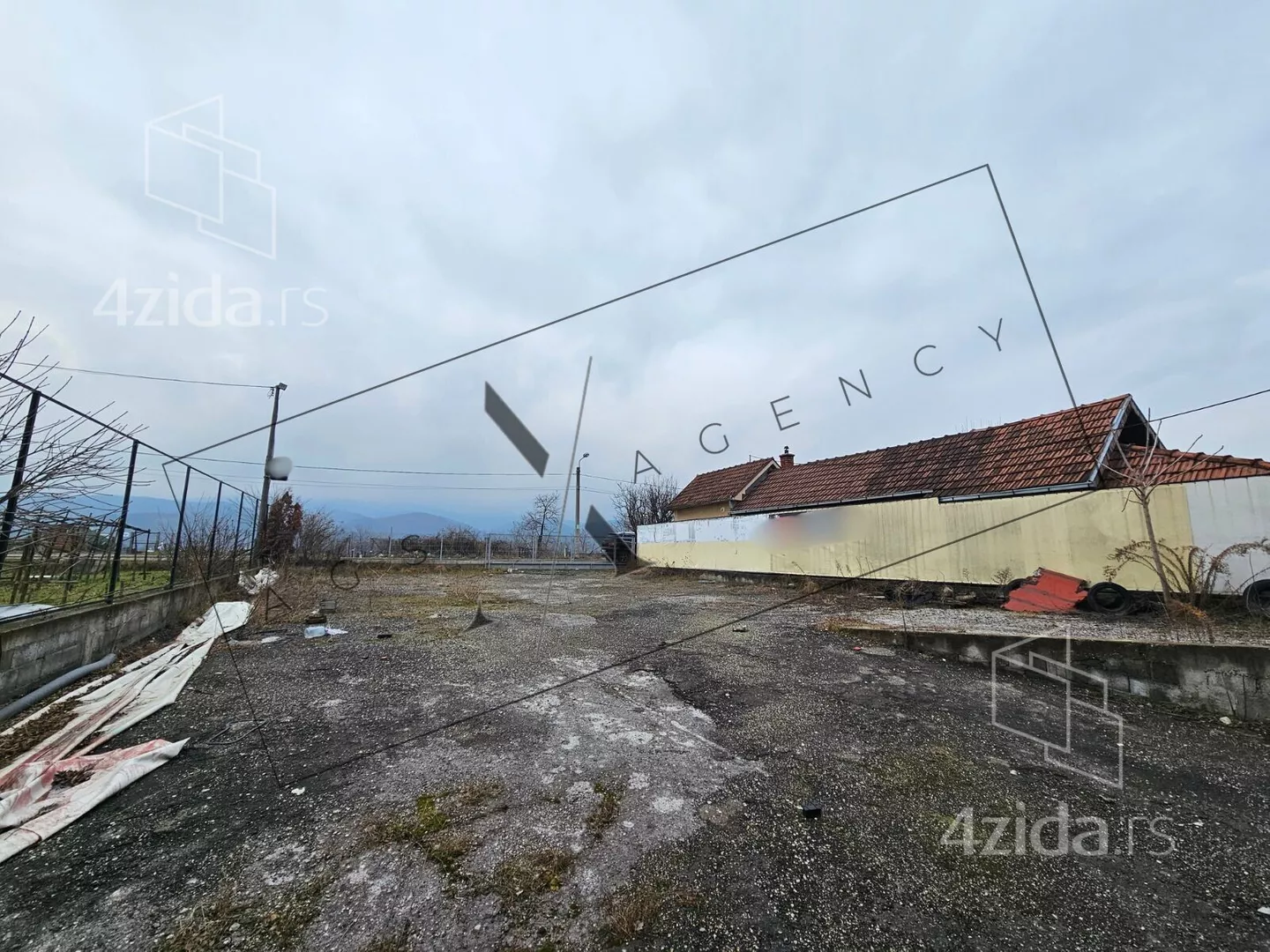 Poslovni prostor | 4zida