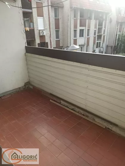 Dr Velimirovića | 4zida.rs