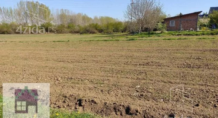 Plac | 4zida