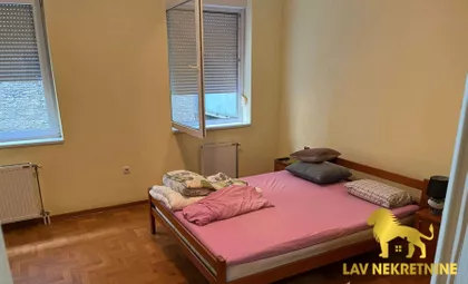 ŽELEZNIČKA | 4zida.rs