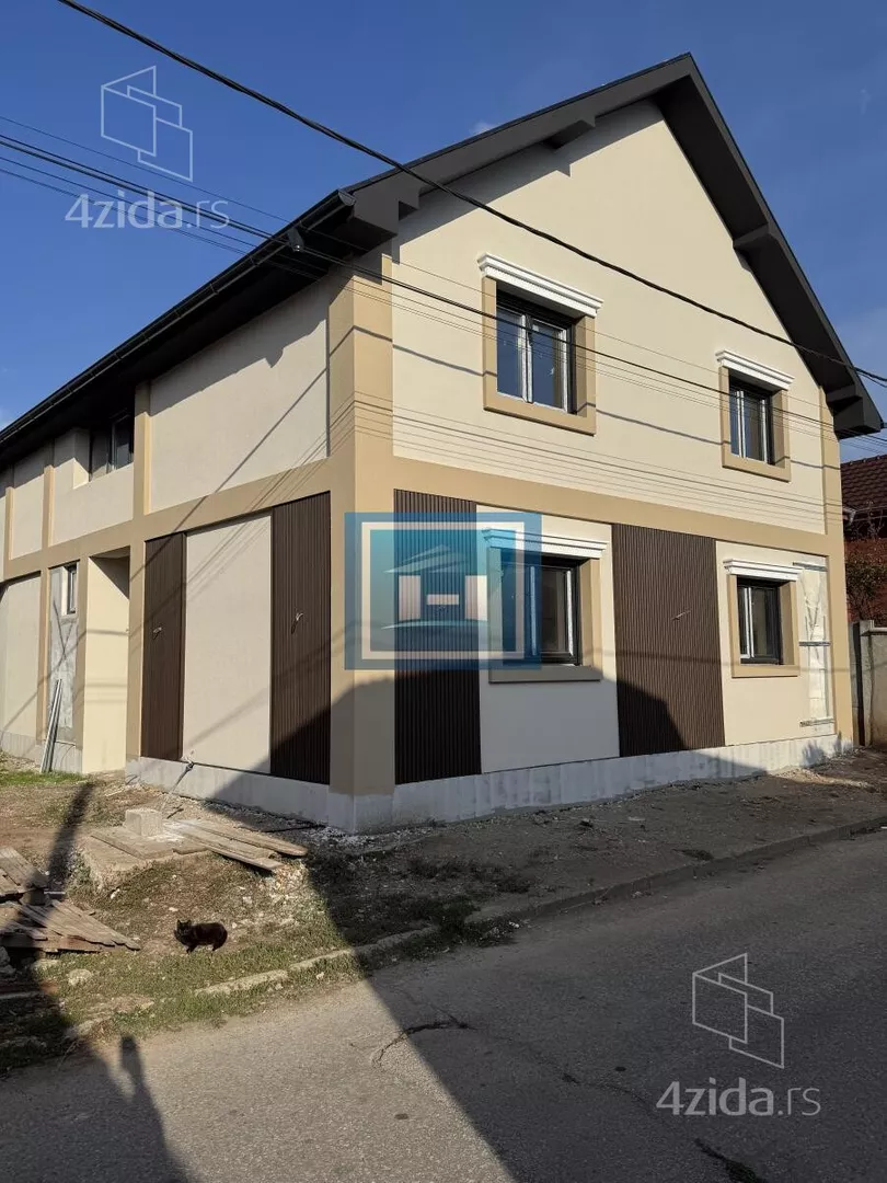 Kuća | 4zida