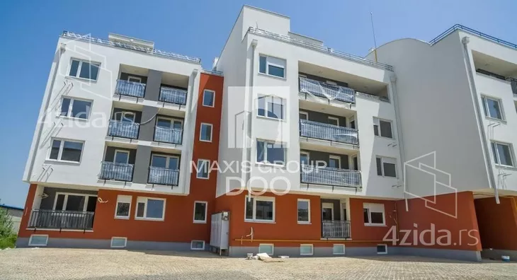 Petosoban stan | 4zida